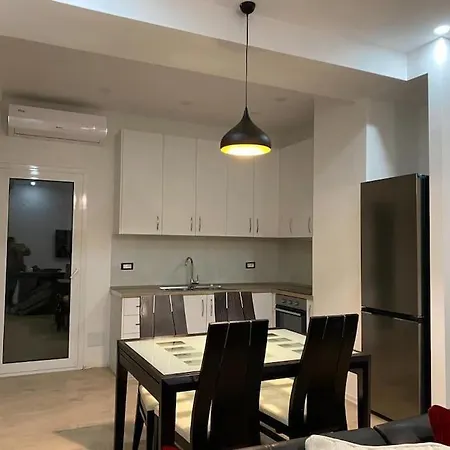 Apartamento In Affitto In Zona Tranquilla Rezidenziale Appartamento